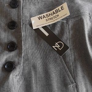 NWT size 10 Double Button Front Closure Pants